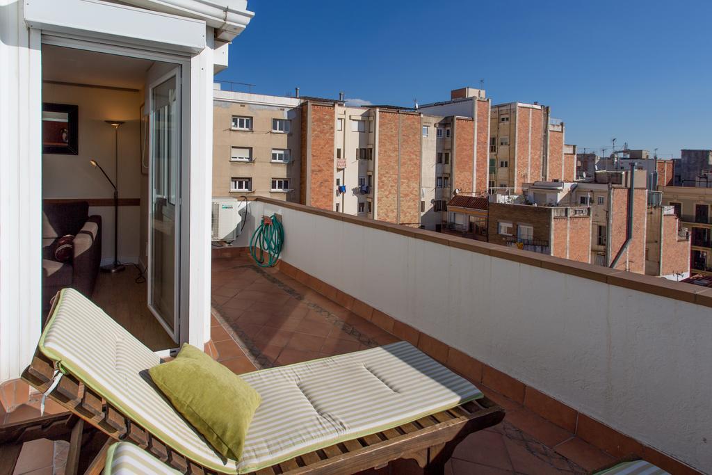 Gaudi Views Apartment Барселона Экстерьер фото